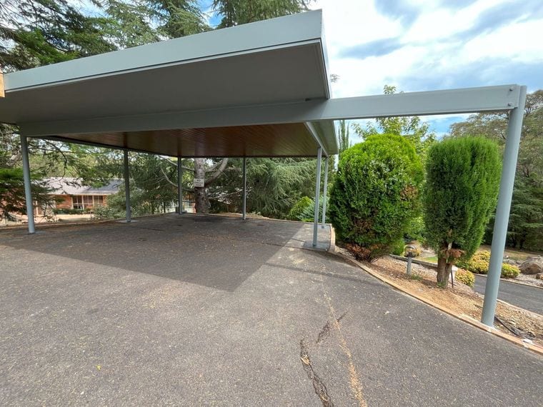 Garage & Carports work by Prominent Builders